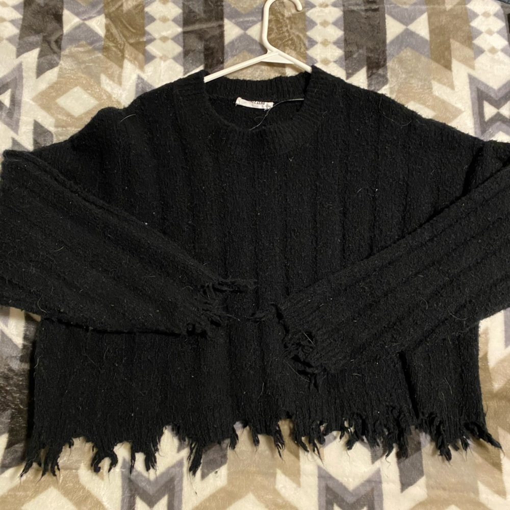 Sweater - Picture 1 of 1